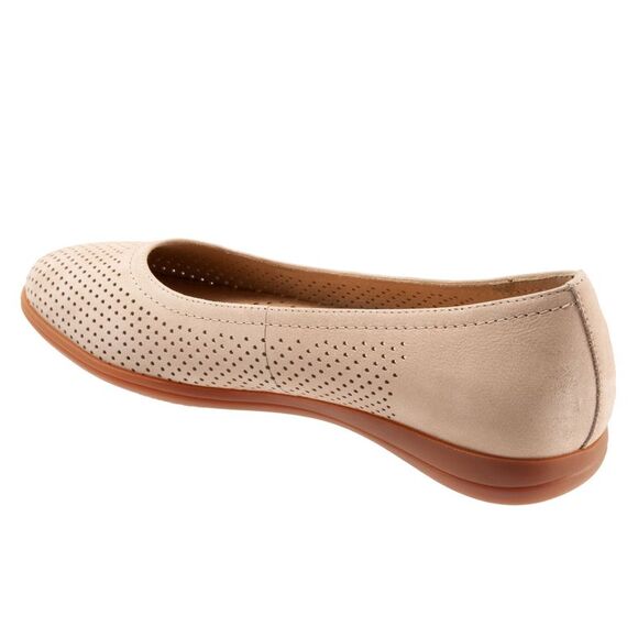 Trotters Womens Darcey Beige Shoes (NWT) - Picture 5 of 7